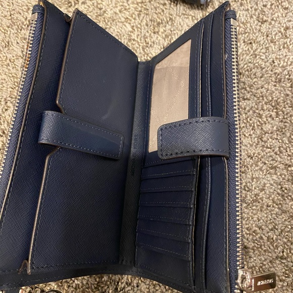Large Blue Color Block Michael Kors Purse and Wristlet Wallet - Picture 11 of 11